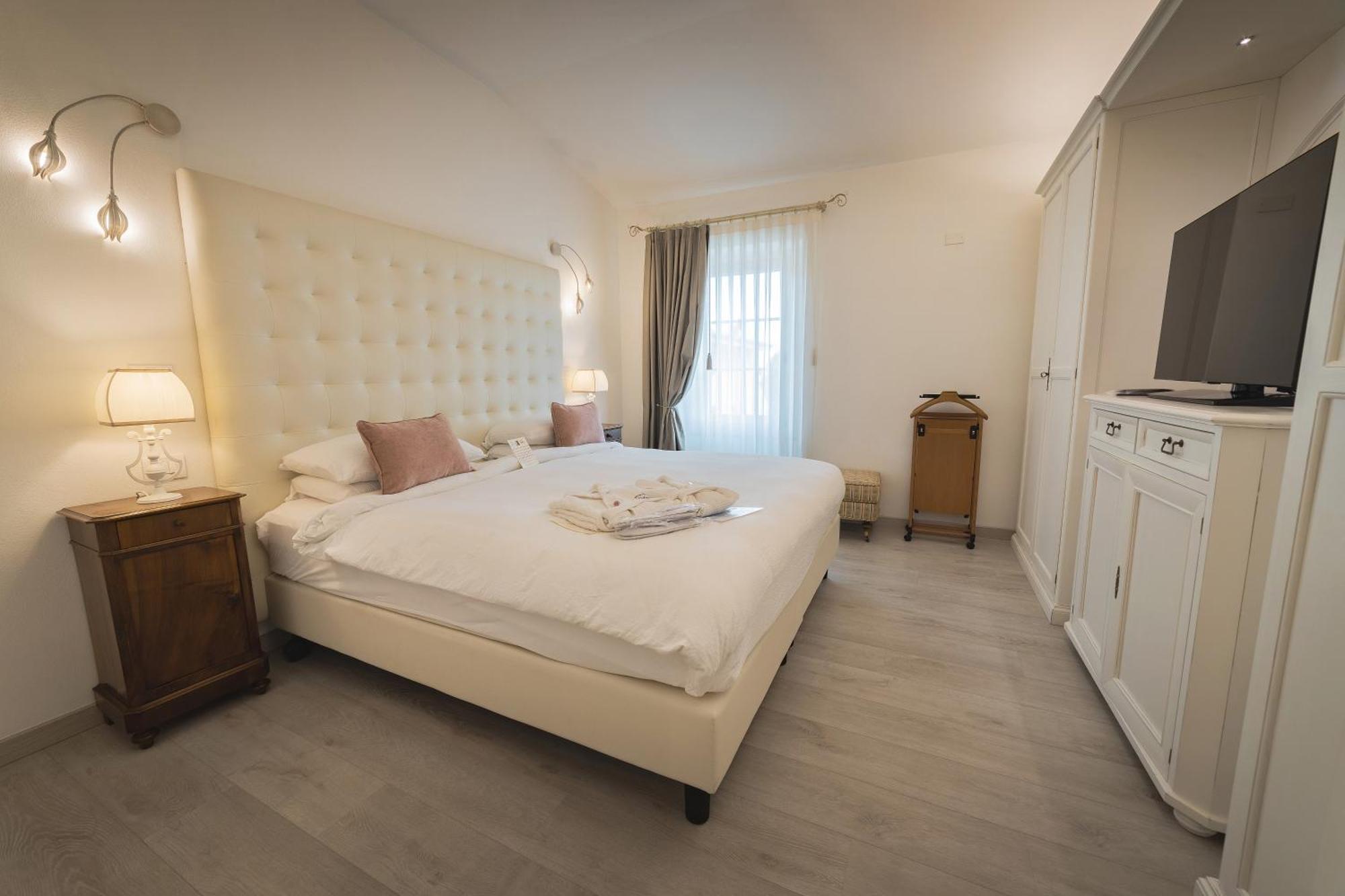 Hotel Villa Florida Suites & Suite Apartments Gardone Riviera Exteriér fotografie